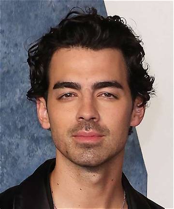 Joe Jonas' Unforgettable Hairstyle: a Guide to His Iconic Styles